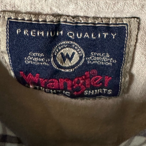 Wrangler Classic Red and Checkered Men's Shirts XL - Picture 6 of 9